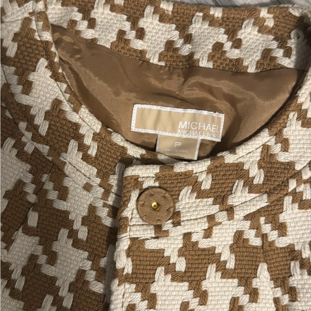 Michael Kors Tan and Cream Houndstooth Jacket